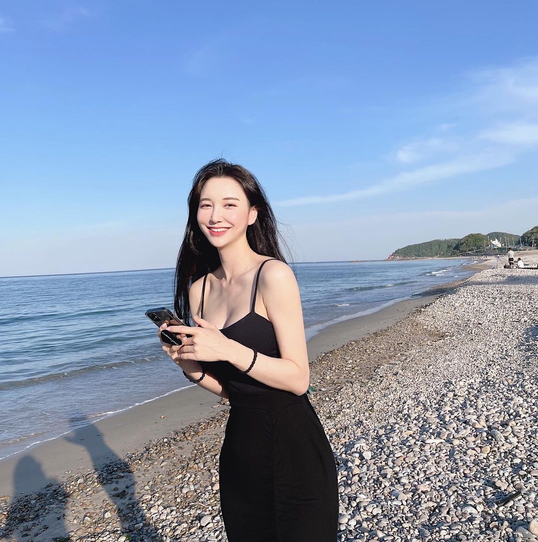 甜美笑容迷倒眾人，凹凸有致的身材更讓人屏息～yetto（홍대）-第1章-图片2