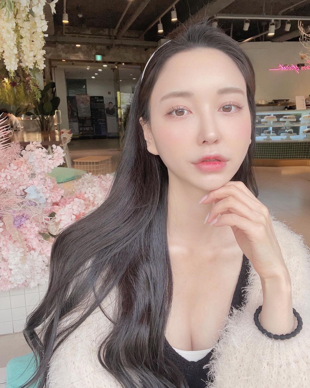 甜美笑容迷倒眾人，凹凸有致的身材更讓人屏息～yetto（홍대）-第1章-图片3
