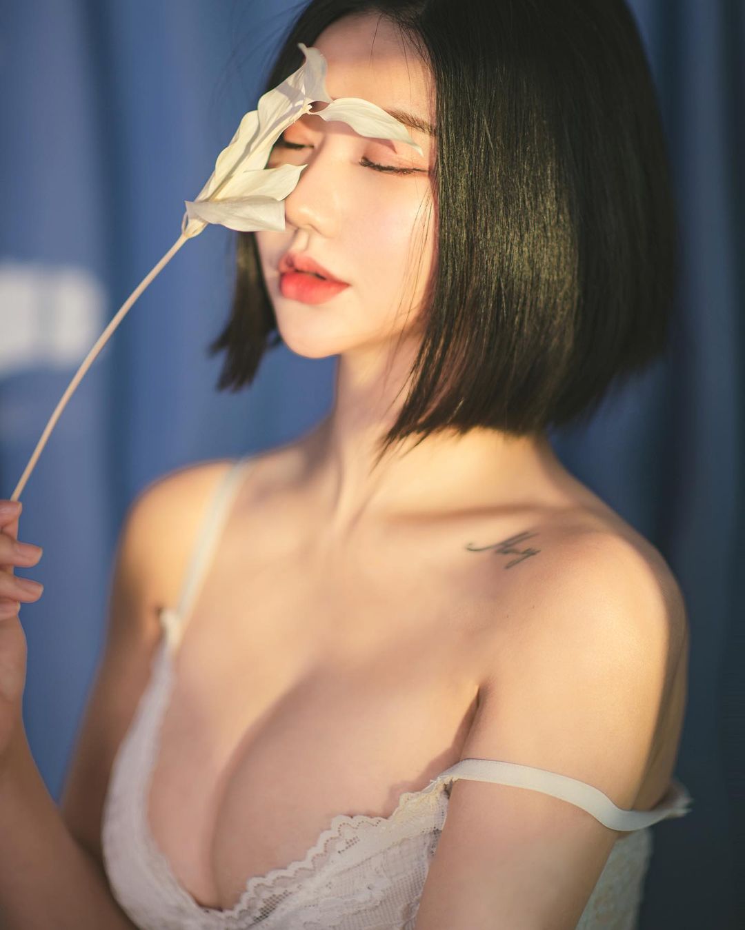 韓國正妹Vivi超性感事業線，和她談場禁忌戀愛-第1章-图片8