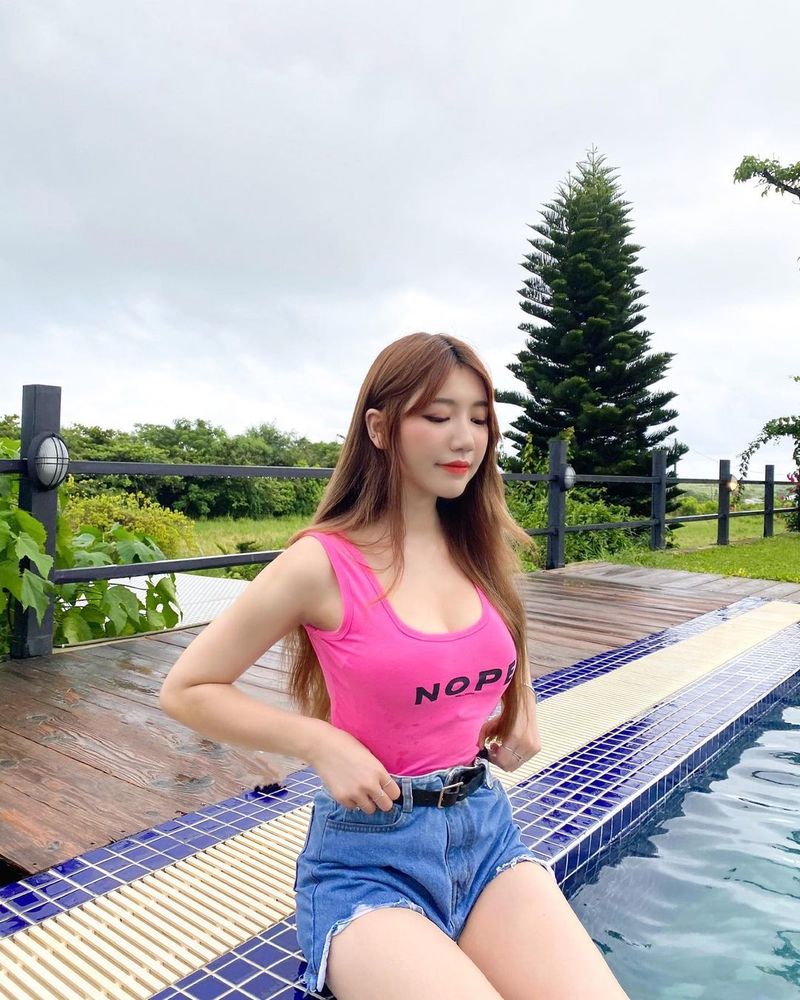 Sexy fairy and wild horse complex Angela-第1章-图片13