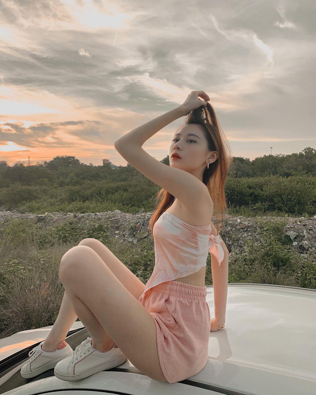 Long legs good body thinking beautiful looks like angels appear charming smile is more than healing the opposite long legs feel.-第1章-图片5