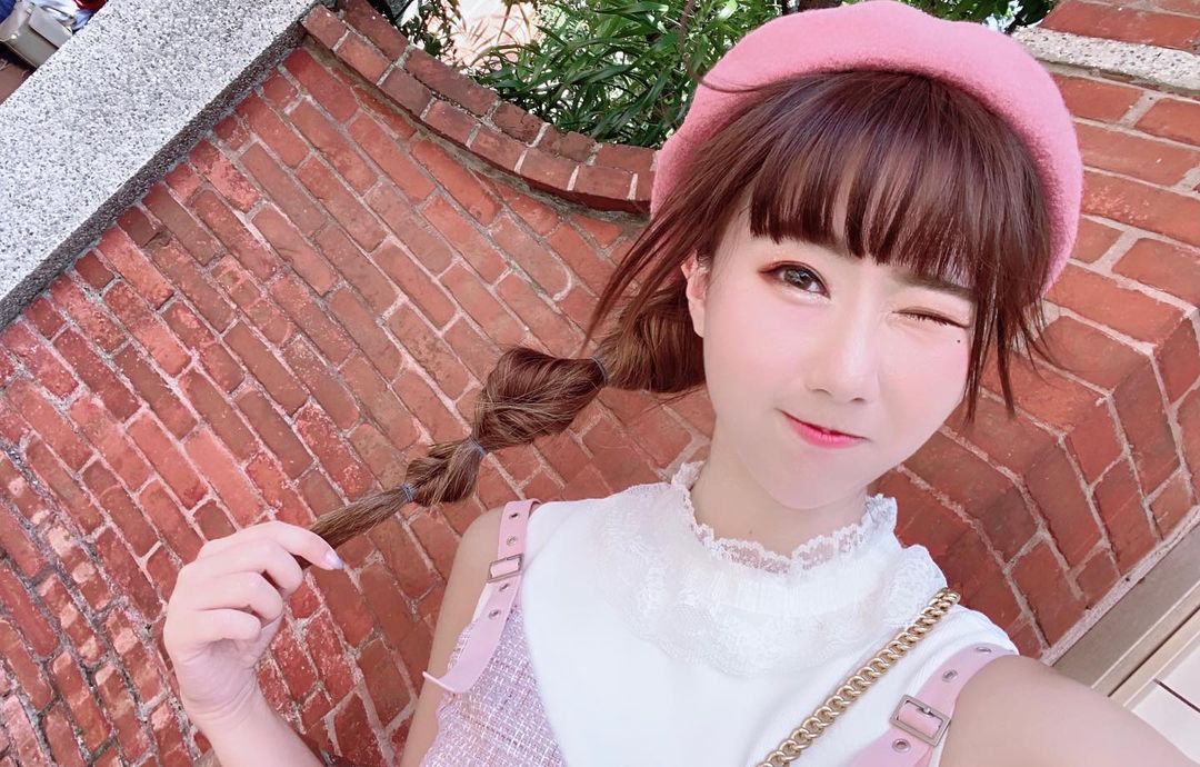 Innocent girlfriend view innocent electricity drainage charming unremediable-第1章-图片10