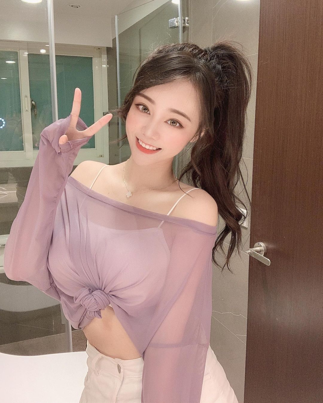 Sweet girlfriend family sister grandmother flowers hot curvature super evil boyfriend perspective business line makes one straight out unbearable-第1章-图片8