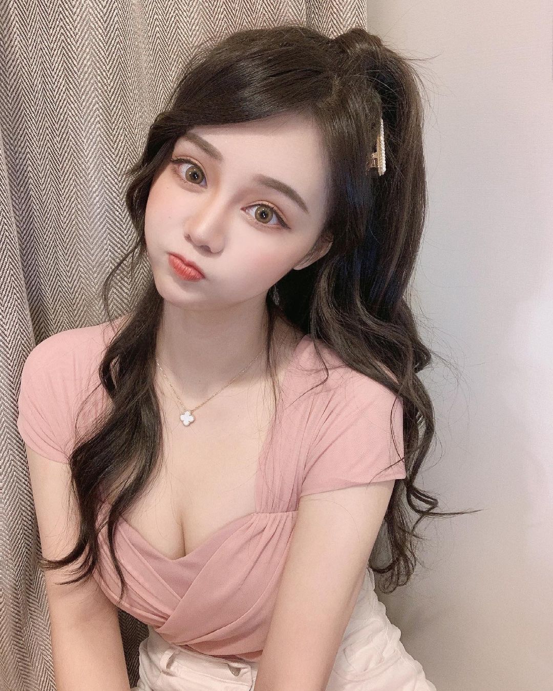 Sweet girlfriend family sister grandmother flowers hot curvature super evil boyfriend perspective business line makes one straight out unbearable-第1章-图片11