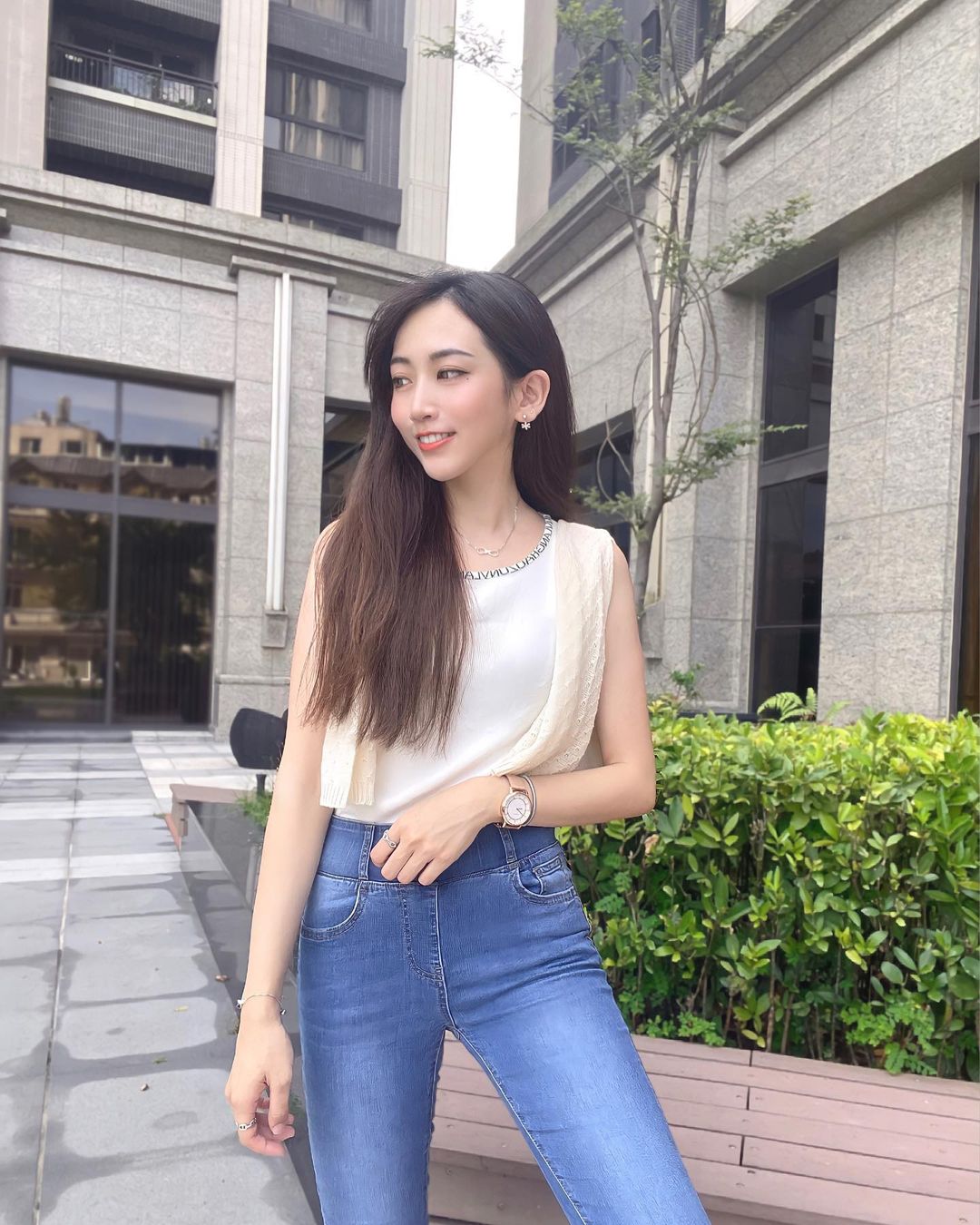 超氣質正妹菁菁 精緻美顏好吸睛，一笑就要迷倒人了-第1章-图片9