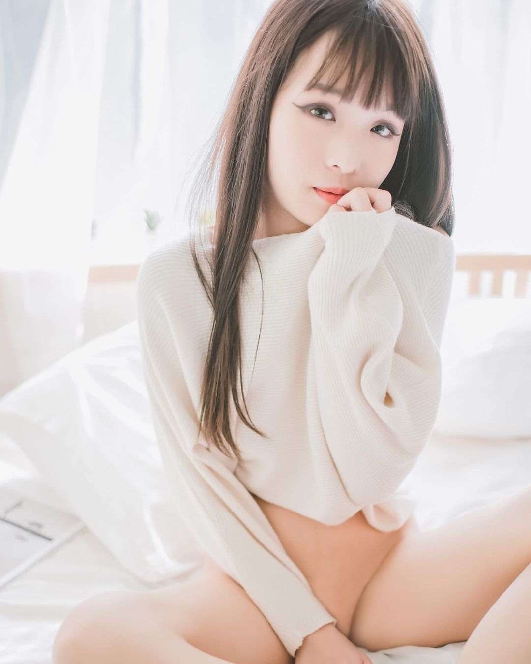 La verdadera belleza de Anna no es sólo la belleza externa, sino también la timidez demoníaca.-第1章-图片6