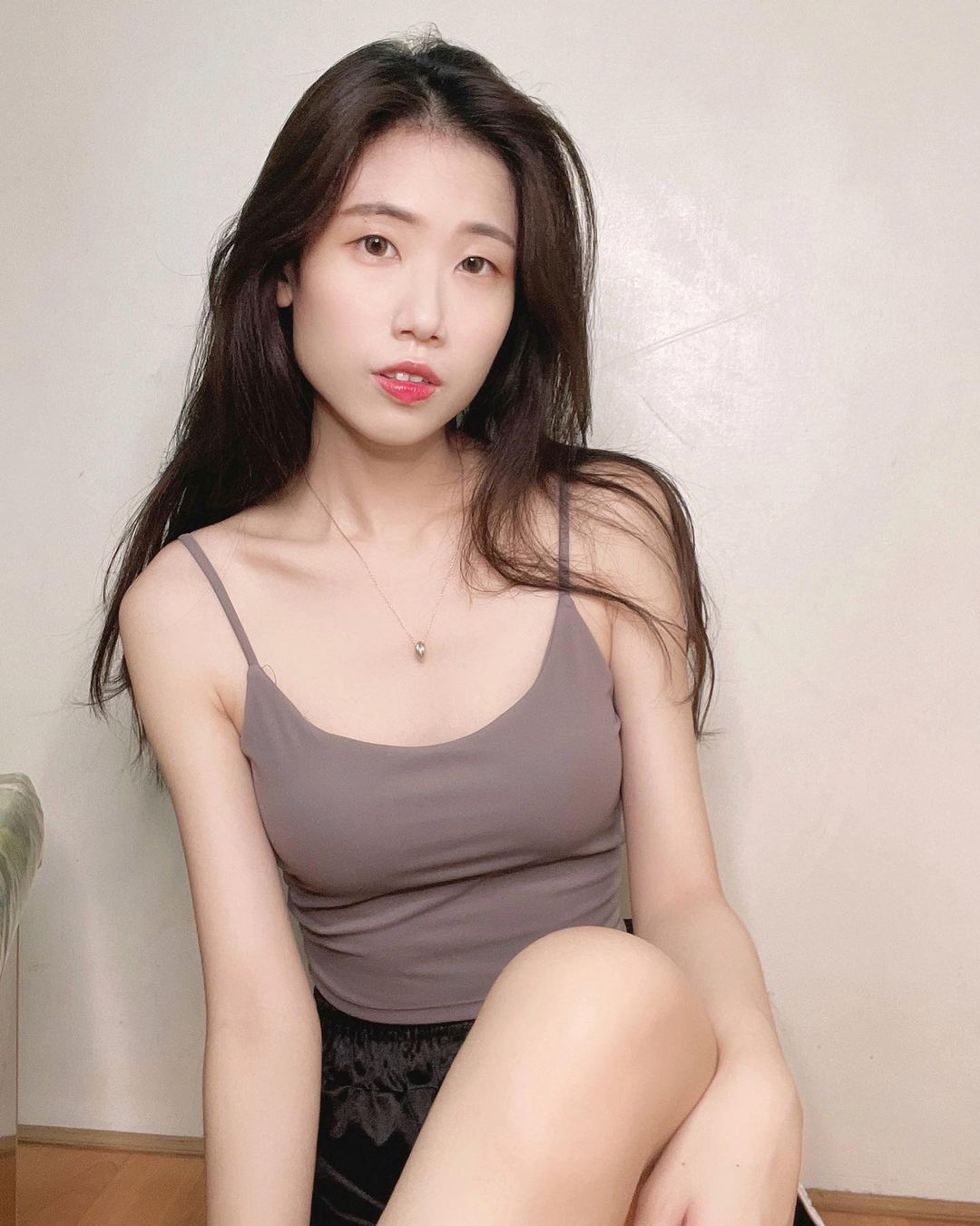 Miss Jane liberates the body of the fiery curve that makes no trick.-第1章-图片3