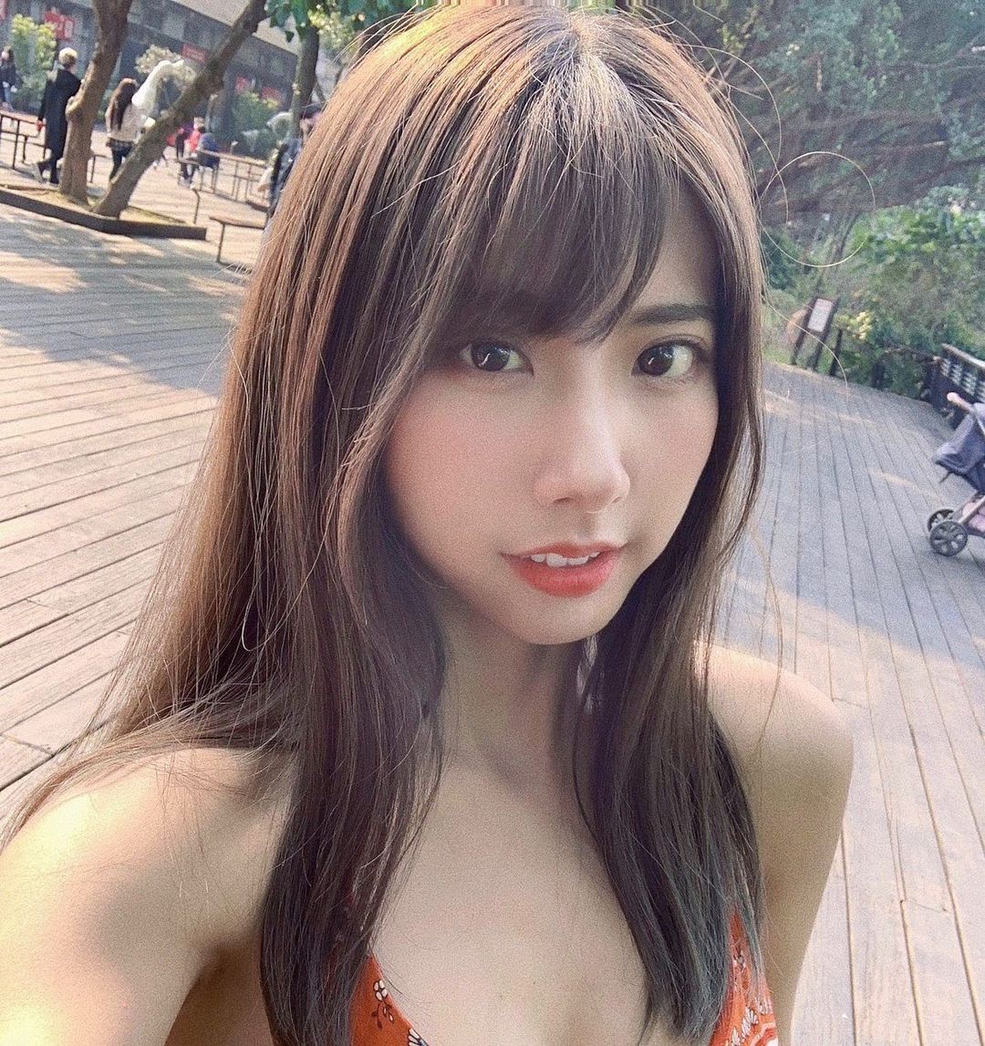 最甜女友王愉欣 甜到蛀牙完全解放超狂美乳深藏不露的火辣身材一出手不得了-第1章-图片7
