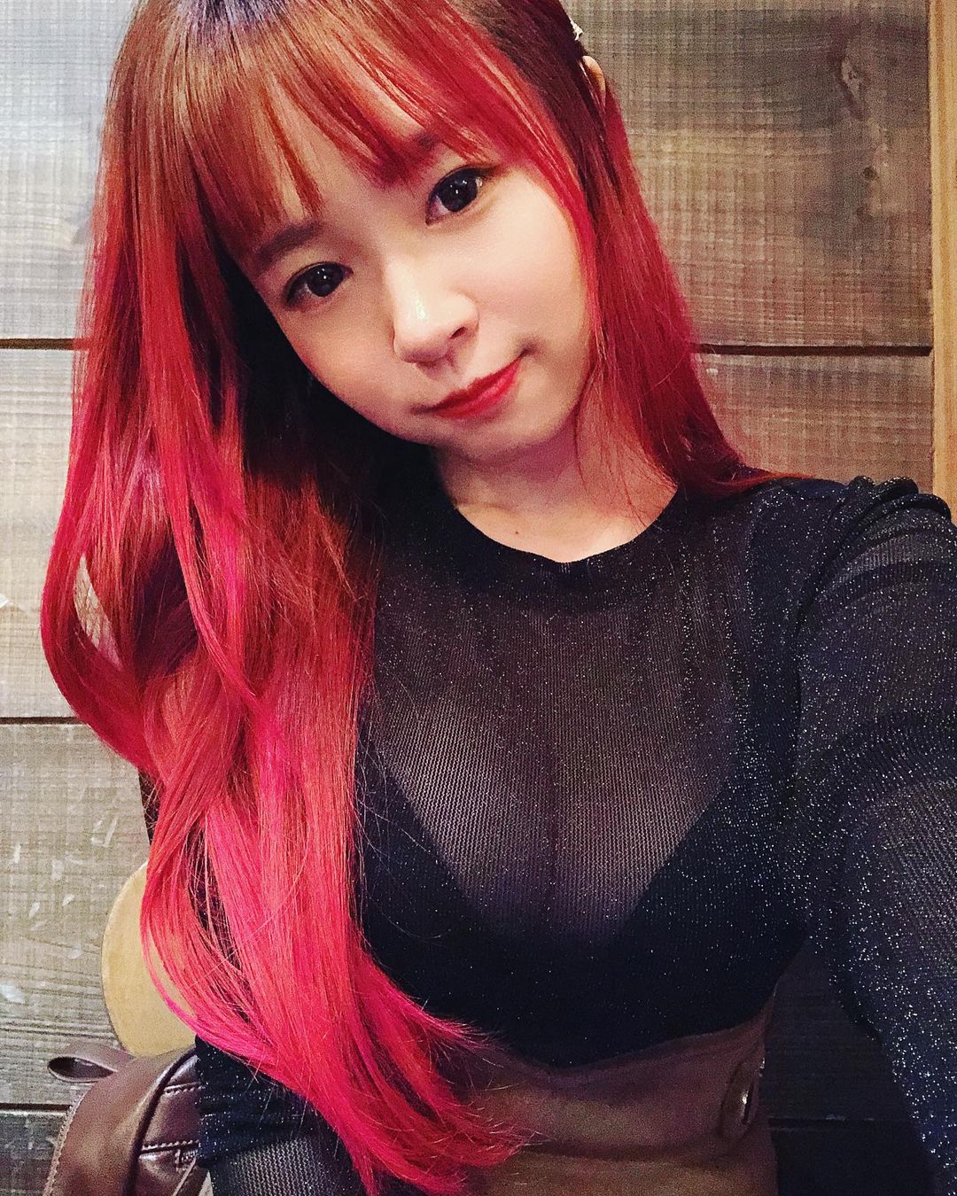 超火辣美乳美女林心穎 渾圓雙乳深溝事業線性感撩人實在太養眼了-第1章-图片6