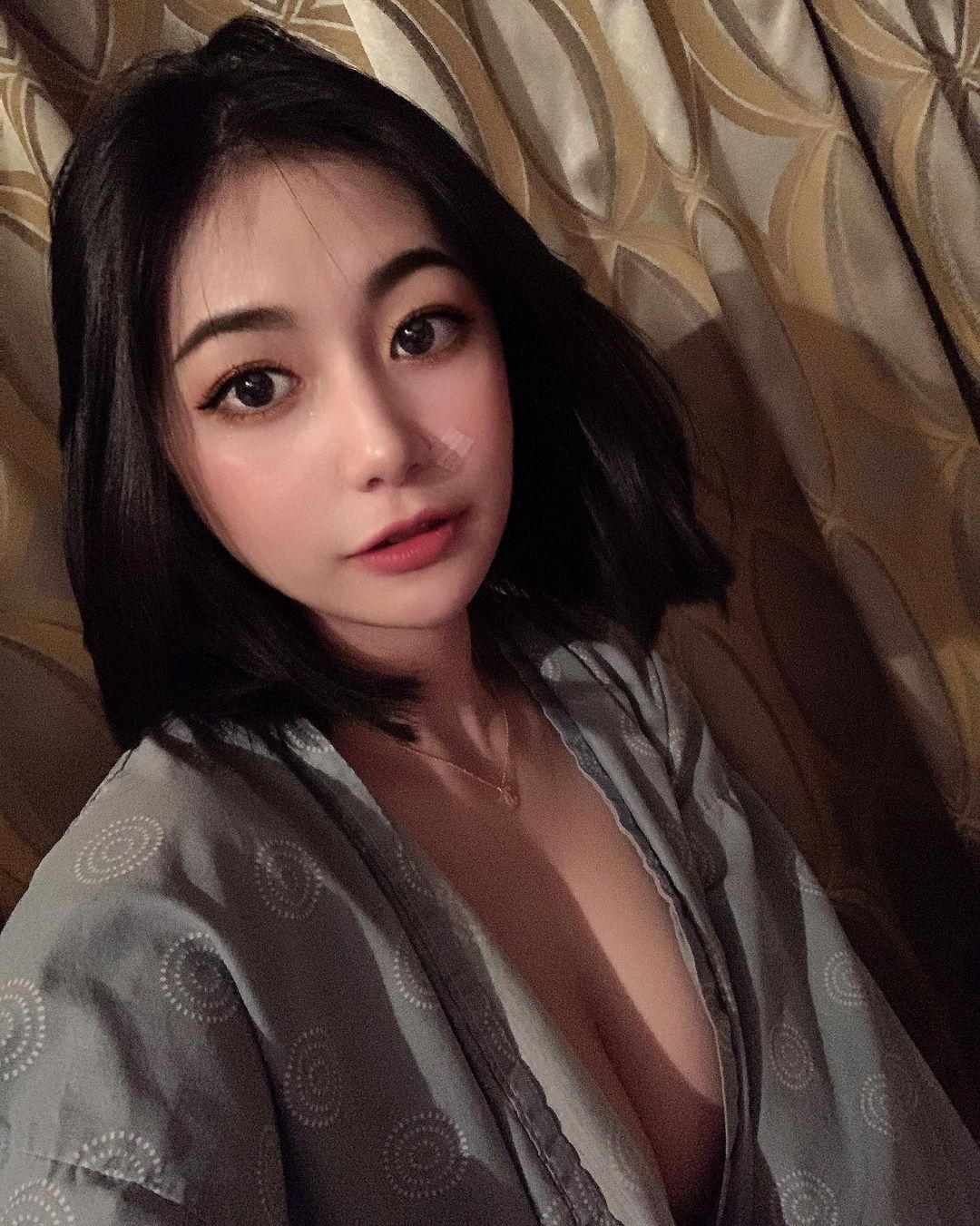 Innocent expression makes people want to make bad coupling sexy thrilling water serpent curve contrast combination super animated-第1章-图片8