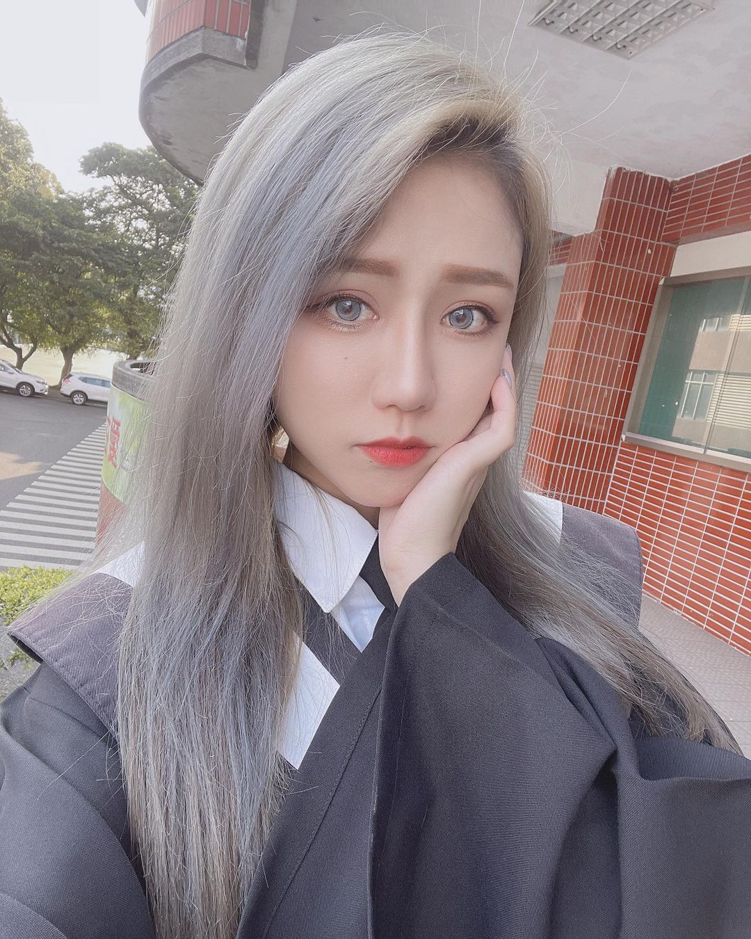 Lovely big sister PeggyLiu devil line is fascinating and wants to sell the soul beauty more so that the man is delighted.-第1章-图片6