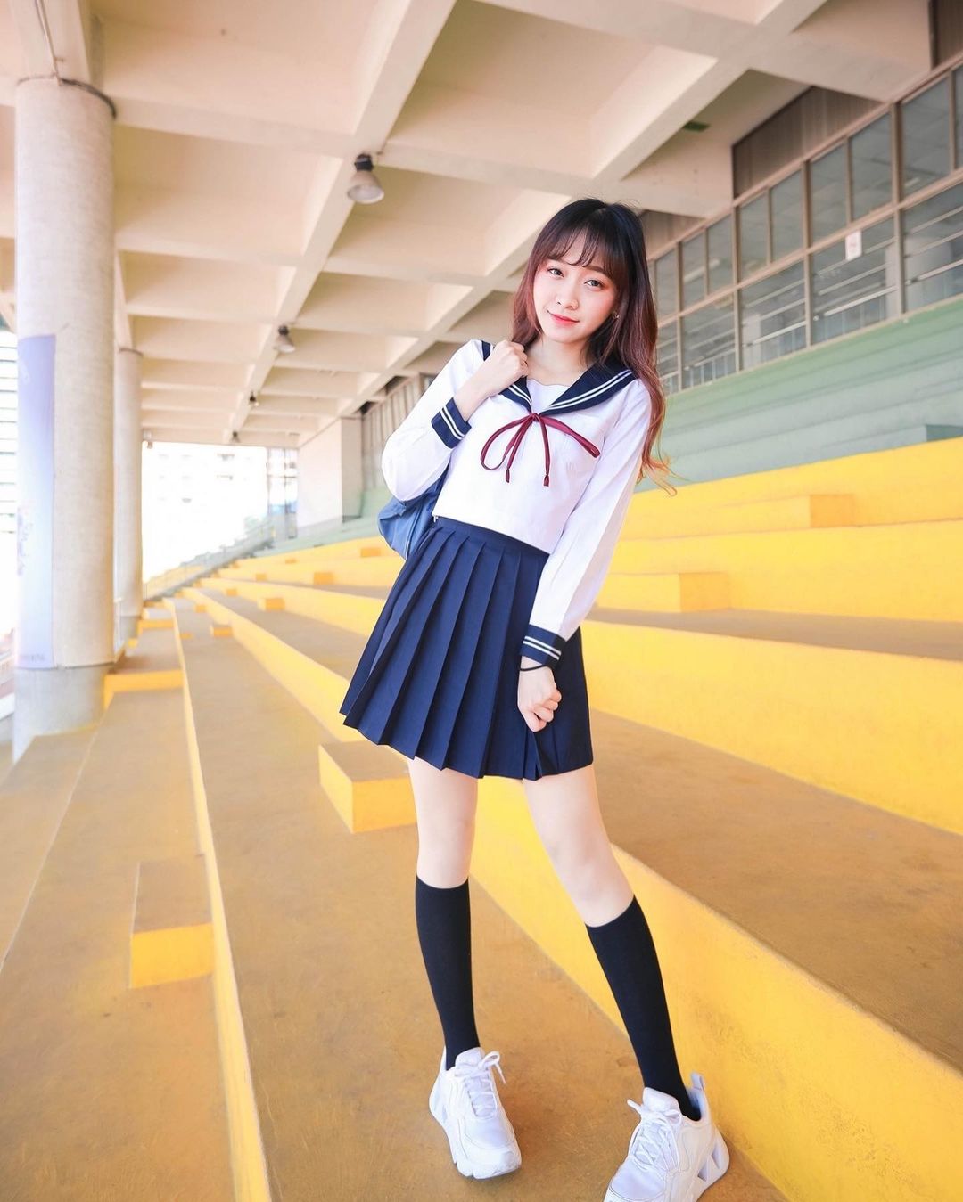超正性感辣師璘璘 超美制服反轉青春一秒直接讓人戀愛-第1章-图片14