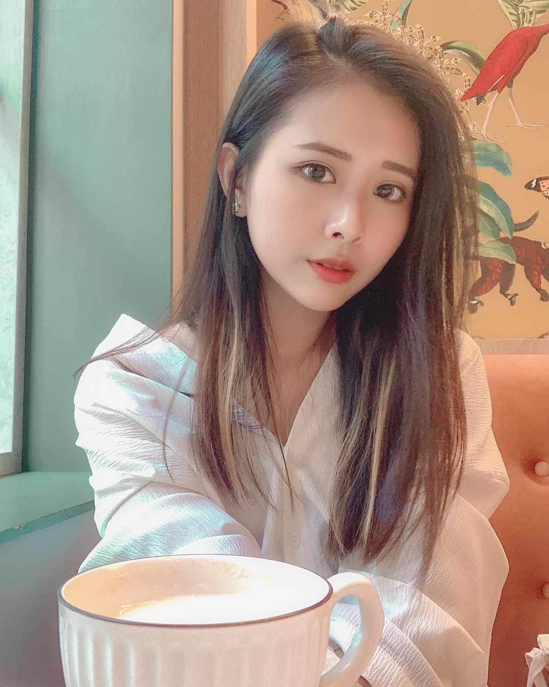 天使級正妹劉小牛 氣質清新笑容甜美性感腰間纖細到逆天又誘人-第1章-图片13