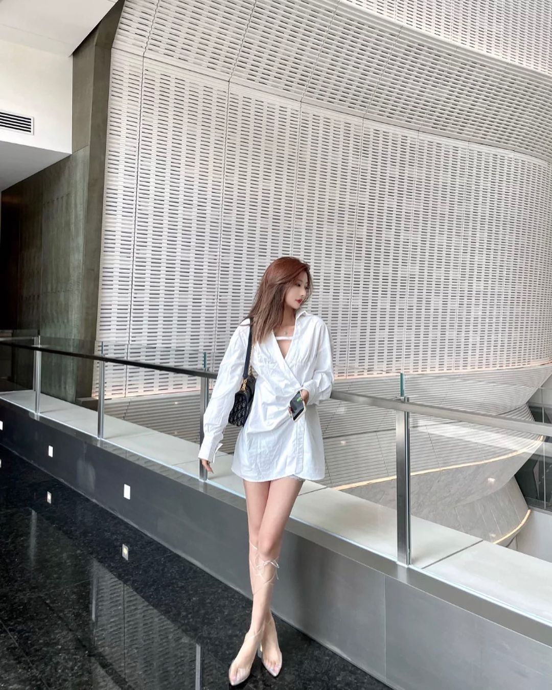 Sexy Beauty Witch Ryan Sweet Fashionable Sexy With Beautiful Legs Long to Unscientific Clear Big Eyes Smile Perfect-第1章-图片5