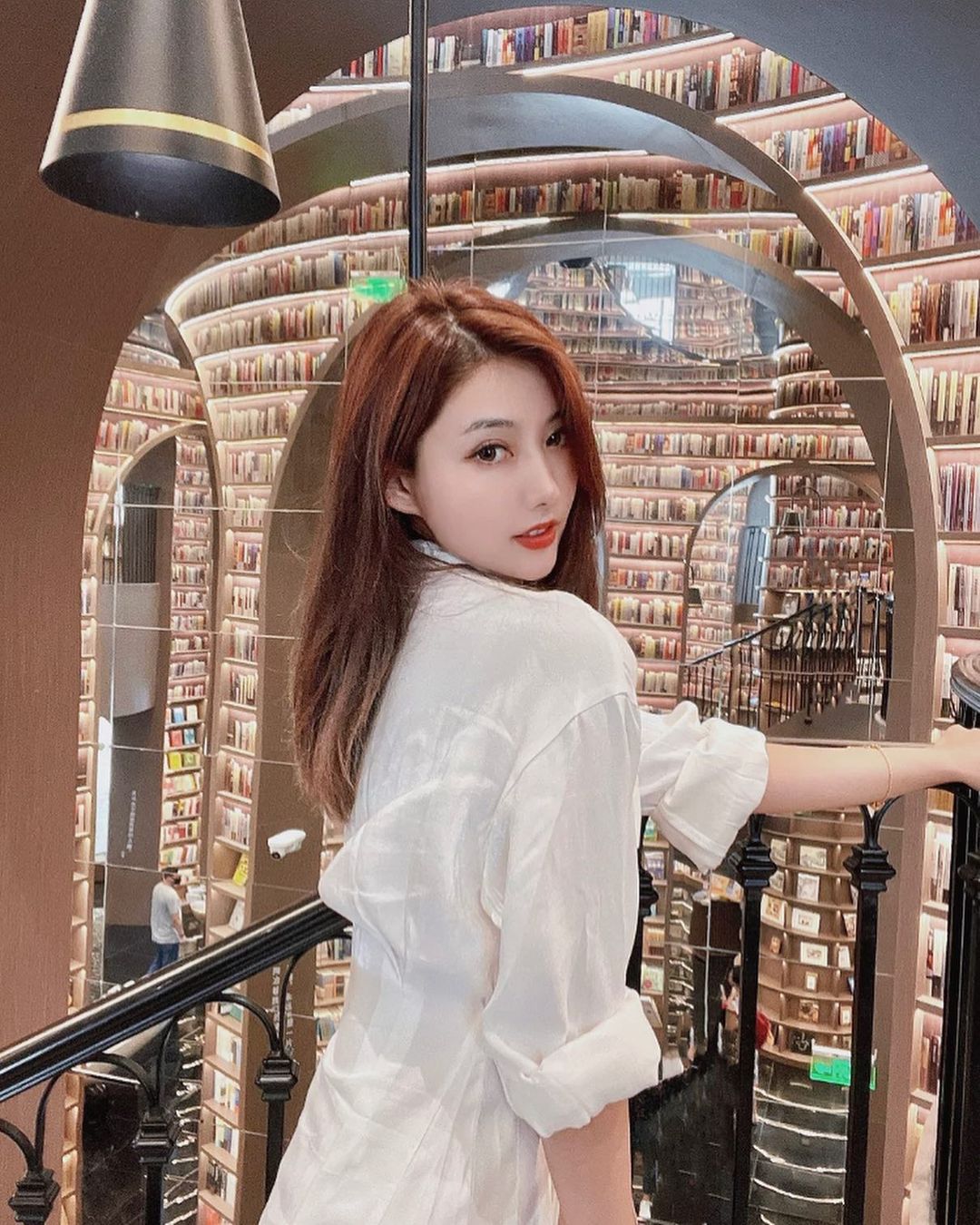 Sexy Beauty Witch Ryan Sweet Fashionable Sexy With Beautiful Legs Long to Unscientific Clear Big Eyes Smile Perfect-第1章-图片10