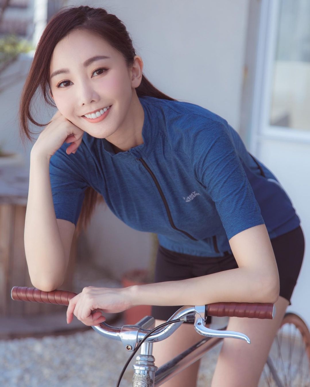 Su hermana Yuan quiere estar con ella y suavizar la correa de la suor es lo suficientemente fuerte como para hacer ejercicio.-第1章-图片7