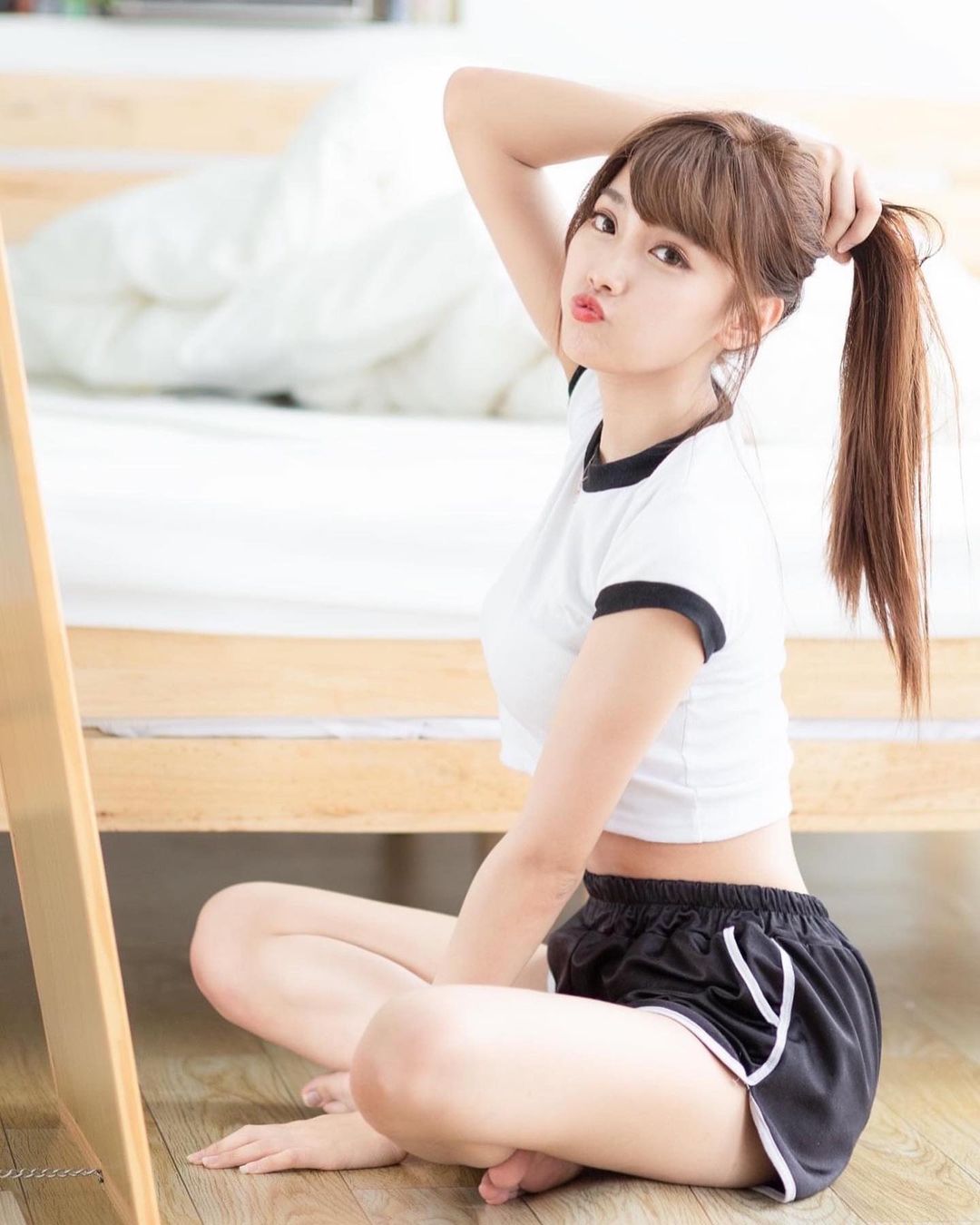 氣質美艷女神雪 最愛散發魅力電波性感臉蛋讓乘客看暈了-第1章-图片9