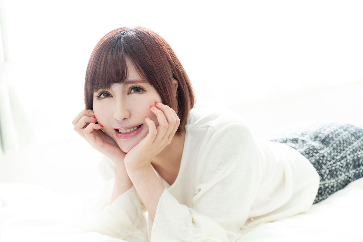 白季マリア、透き通る色白美肌の美巨乳が堪らない-第1章-图片7