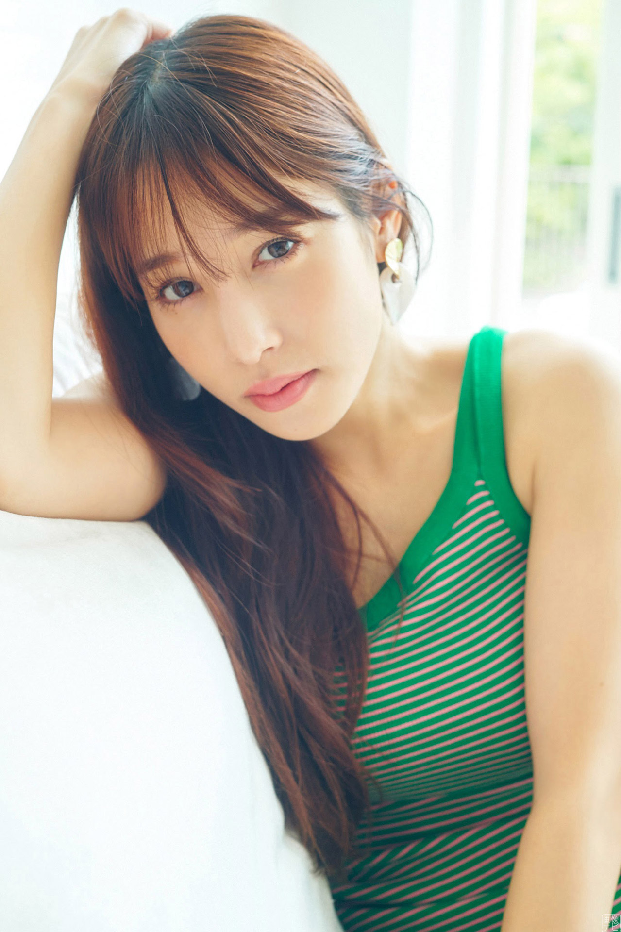 鷲見玲奈 水著なしでも成立してしまうポテンシャル高すぎなグラビア2021/11/8追加 こ...-第1章-图片11