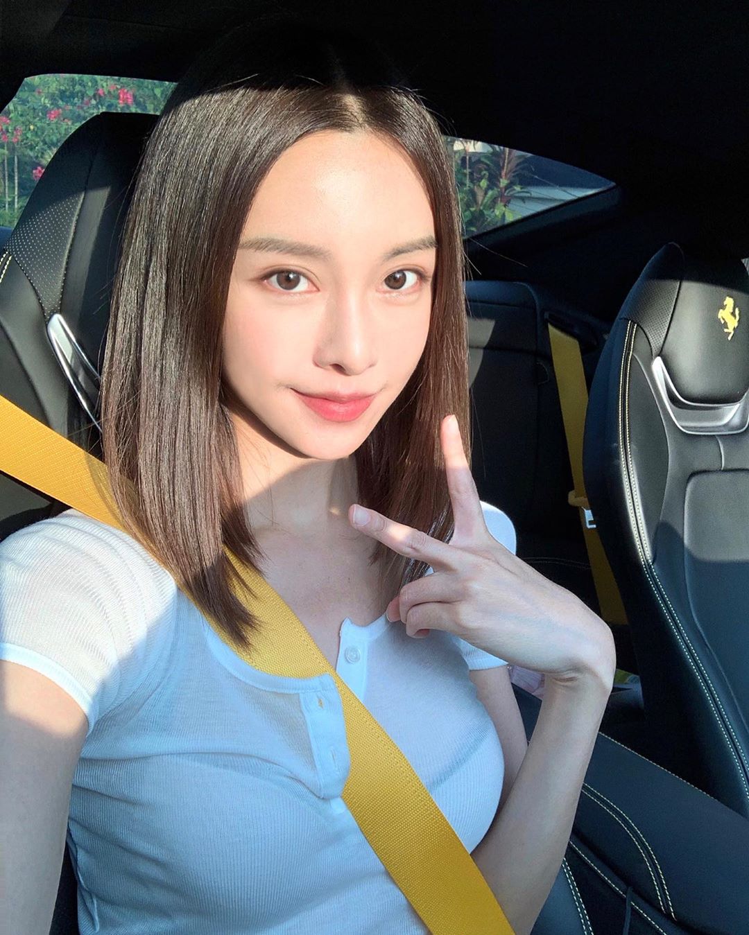 爆乳鋼琴家」小丁褲卡渾圓蜜桃　中空泳裝展現渾圓南半球！-第1章-图片14