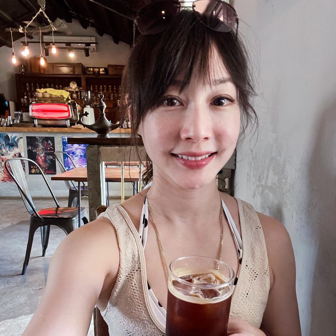 性感美魔女主播吳宇舒 身材依舊火辣-第1章-图片7