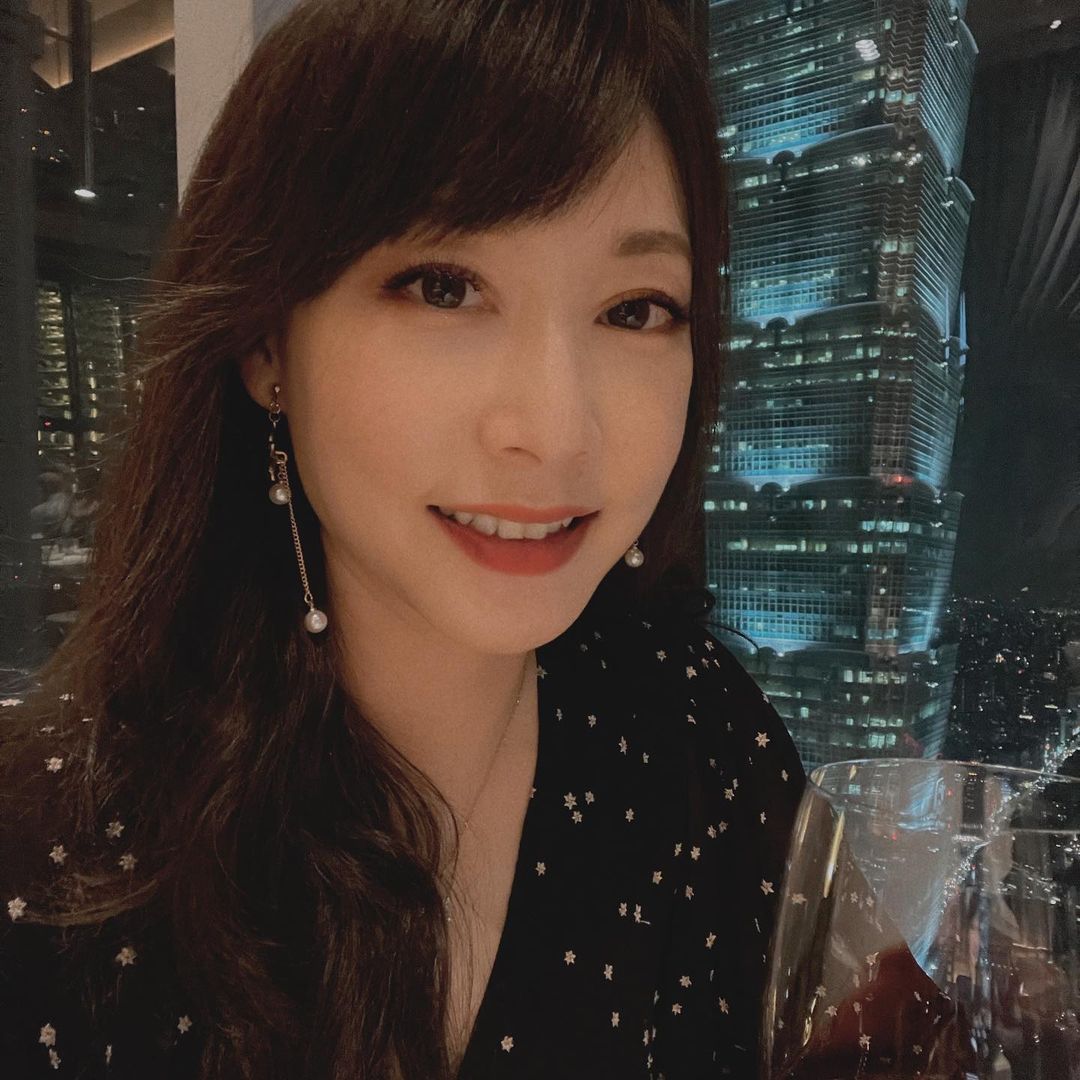 性感美魔女主播吳宇舒 身材依舊火辣-第1章-图片9