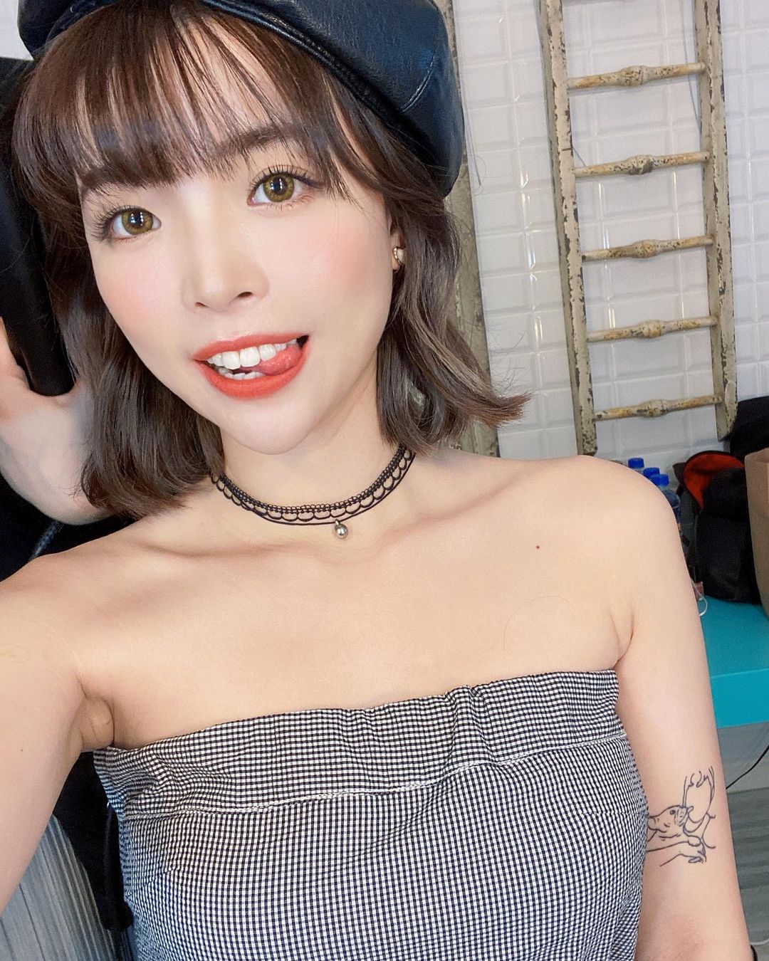 短髮妹子 一隻阿圓 前凸後翹好曲線讓網友狂敲碗-第1章-图片24