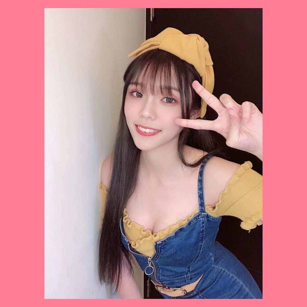 性感甜心Zoe美乳翹臀藏不住,臉蛋精緻無害「美腿修長迷人」!-第1章-图片5