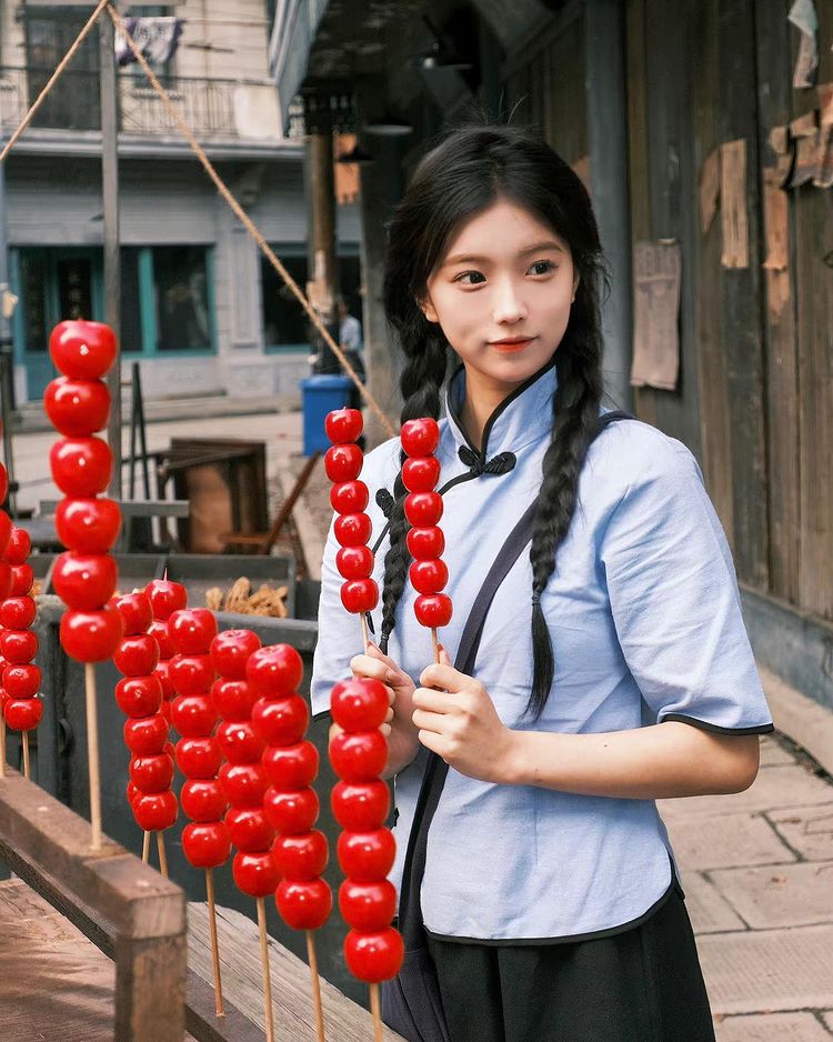 來自民國的初戀感！中國網紅「毛路怡」清純女學生勾起懷舊的青澀！-第1章-图片26
