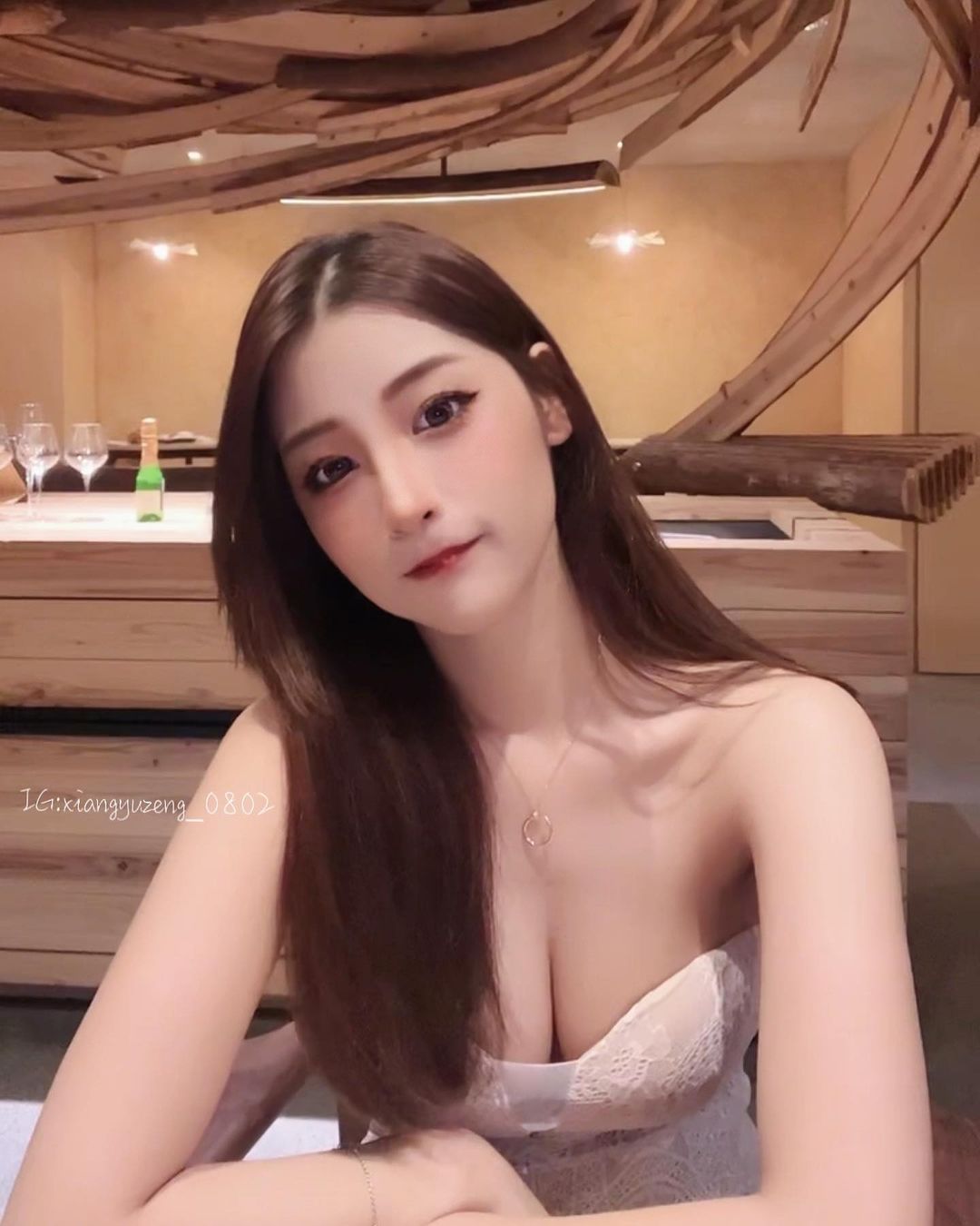 曾湘綾「美乳又大又圓」超洶湧! 超甜美外型讓人戀愛,低胸洋裝倒出邪惡兇器-第1章-图片9