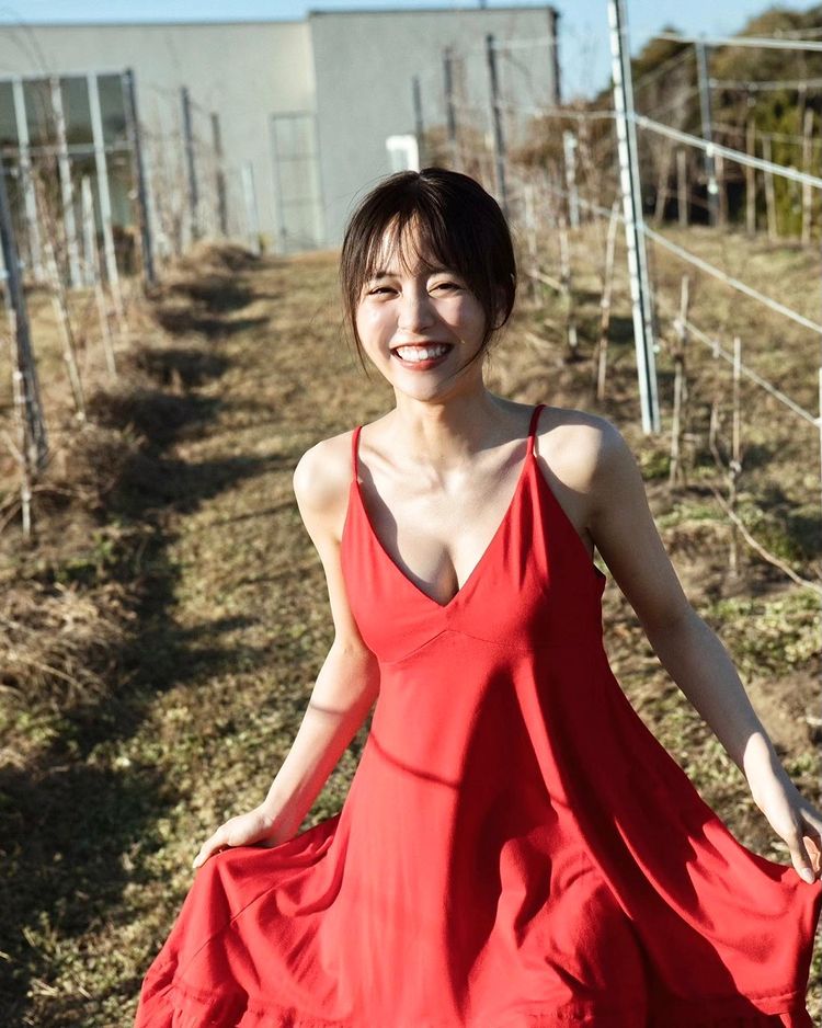 夢想中的女律師！《新田さちか》青山學院法學部最美麗的風景！-第1章-图片6