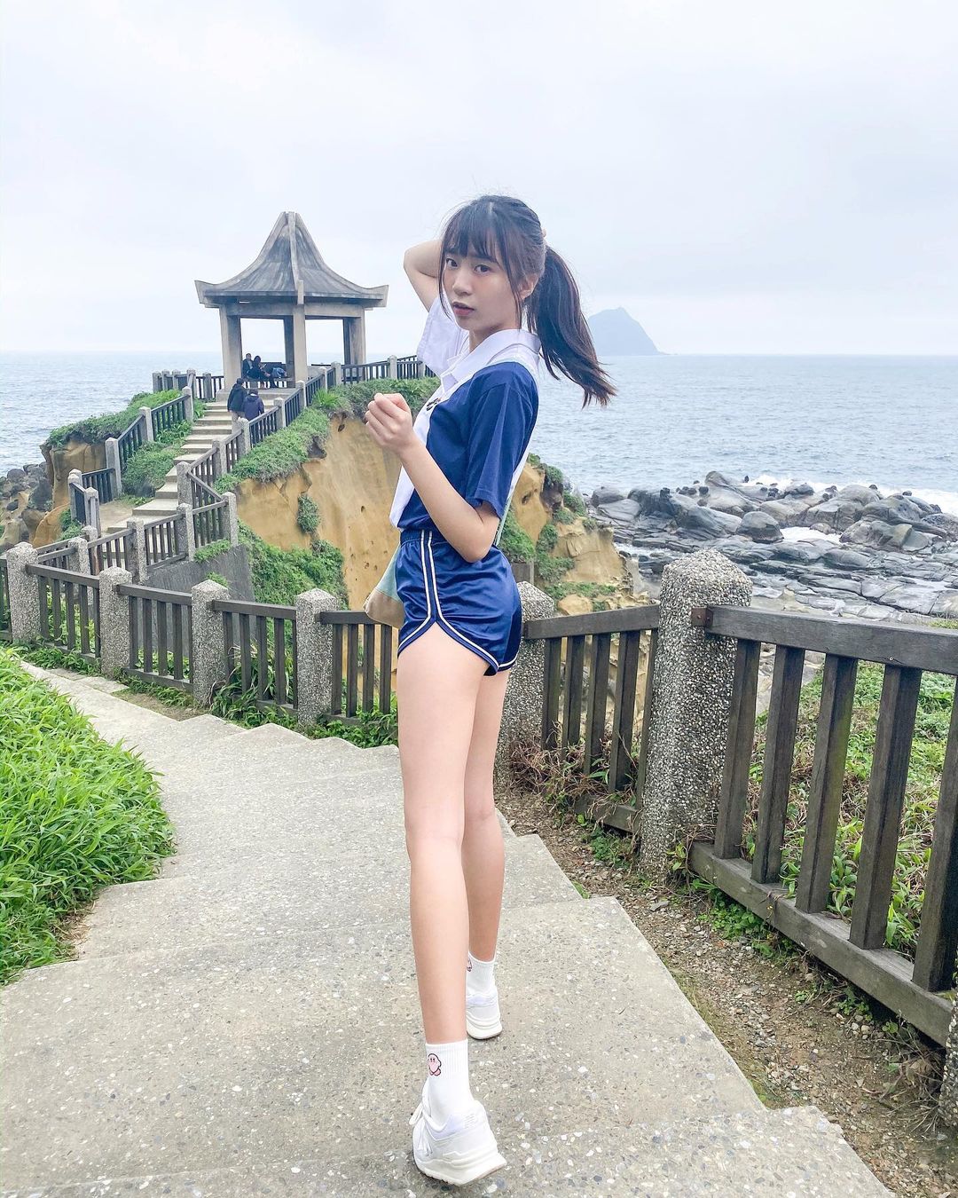 氣質口口口萱萌系「白嫩美體」讓人想好好疼愛! 養眼逆天長腿「曲線太優質」!-第1章-图片4