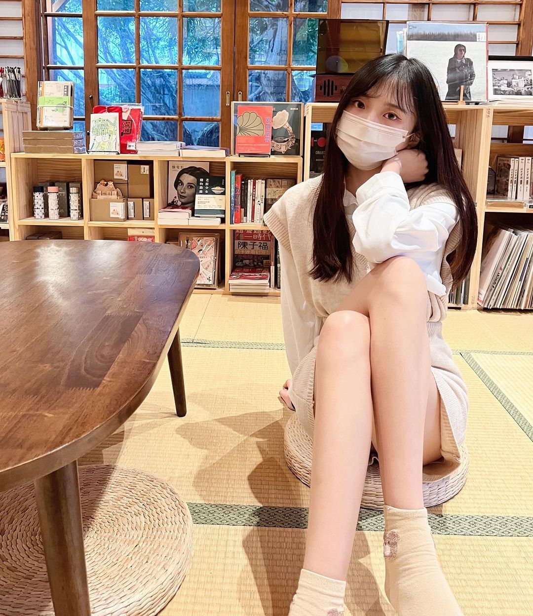 氣質口口口萱萌系「白嫩美體」讓人想好好疼愛! 養眼逆天長腿「曲線太優質」!-第1章-图片9