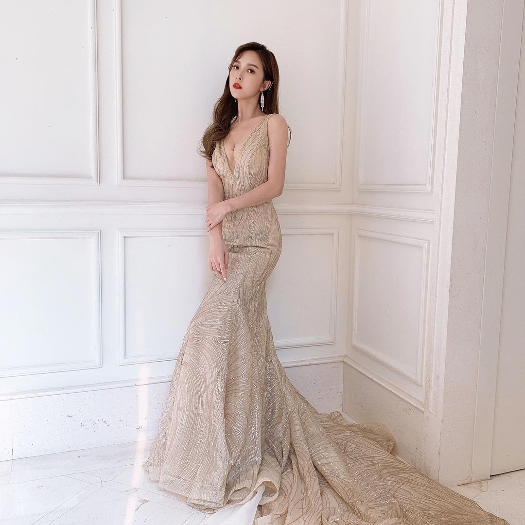 Long legs sister Rina's body is too violent, can be sweet and spicy!