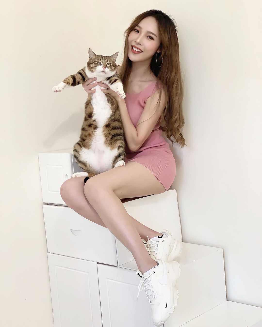 Long legs sister Rina's body is too violent, can be sweet and spicy!