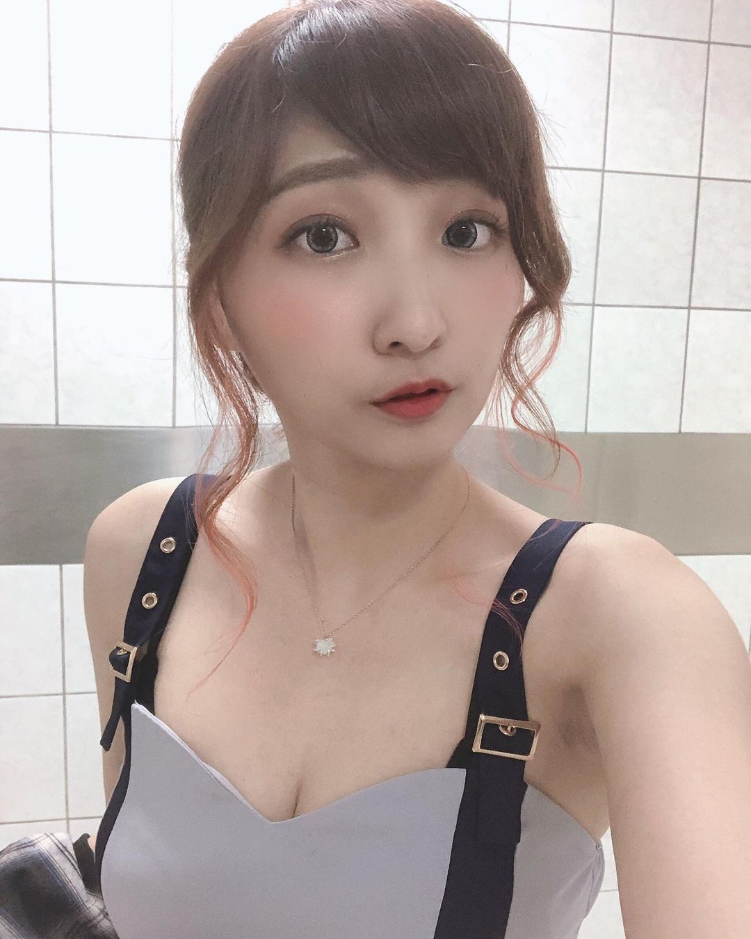 Super sweet Raby sweet face fans overwhelmed a large number of fans! evil sweet eyesight super-sugging! the deep gap under the back of the heart makes one unbearable-第1章-图片2