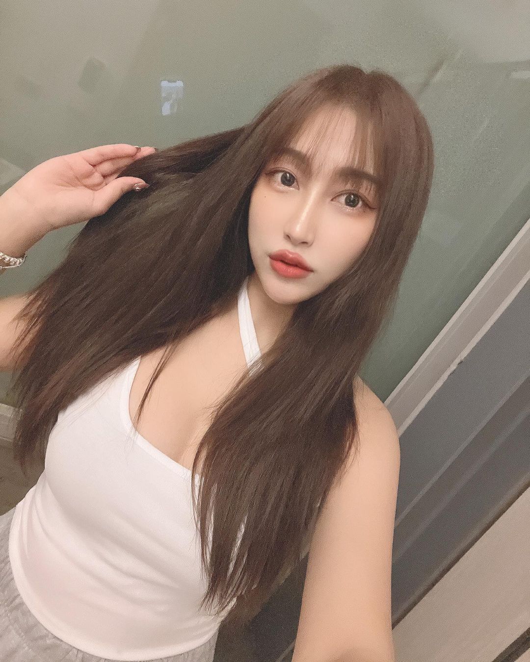 甜心正妹娜娜米「渾圓美乳」形狀好飽滿!轟炸你的視覺感官!胸器實在太猛了!-第1章-图片9