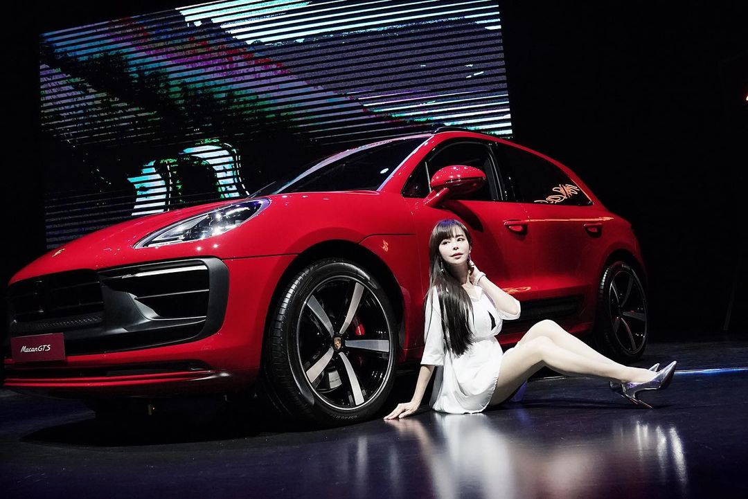 白皙正妹李冠儀高顏值太極品啦,「氣質外型」簡直滿分啊,火辣身材有夠狂野!-第1章-图片3