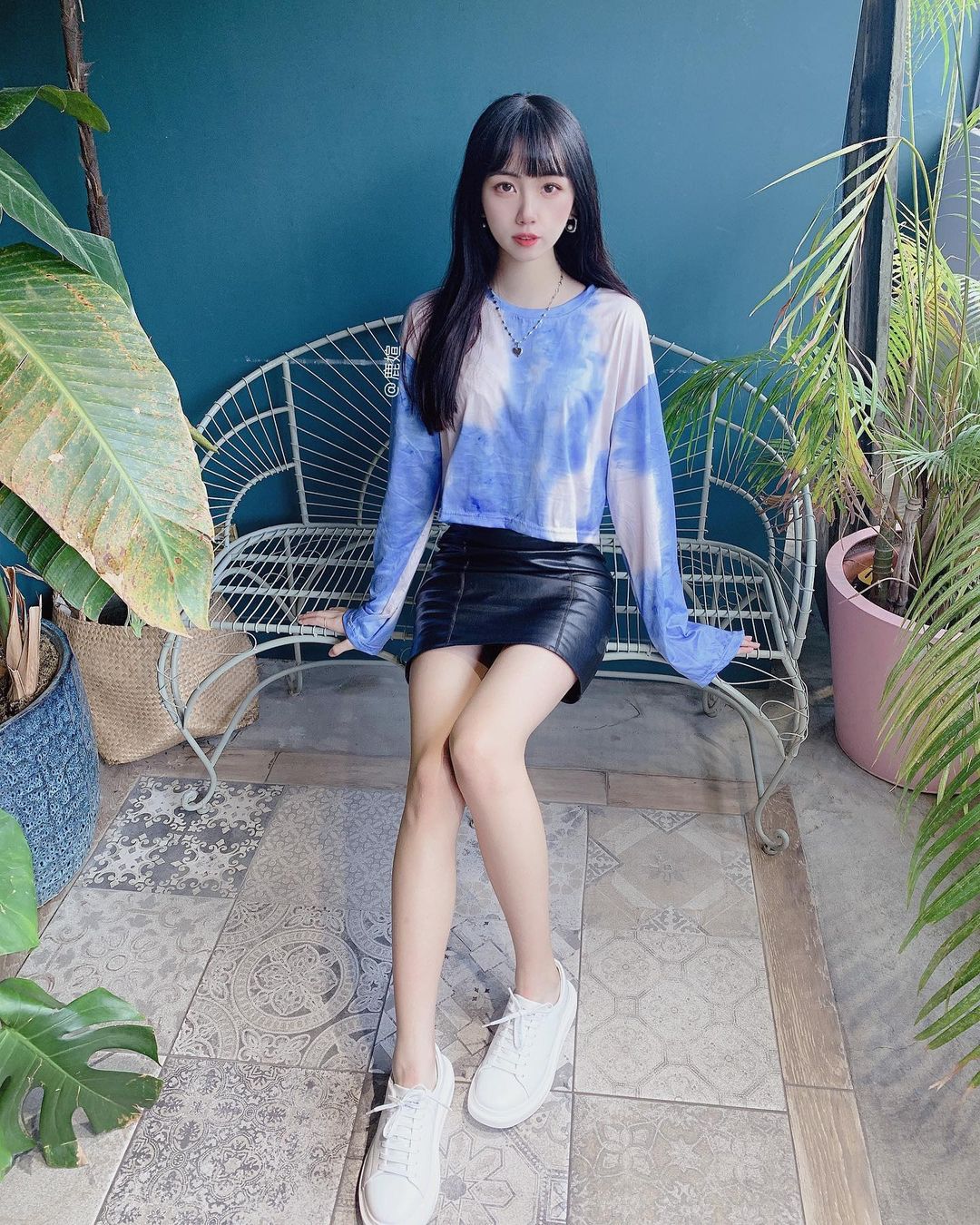 鹿媗「白皙美腿」超逆天!緊緻身材曲線搭配高雅微笑,迷人電眼讓人忍不住-第1章-图片7
