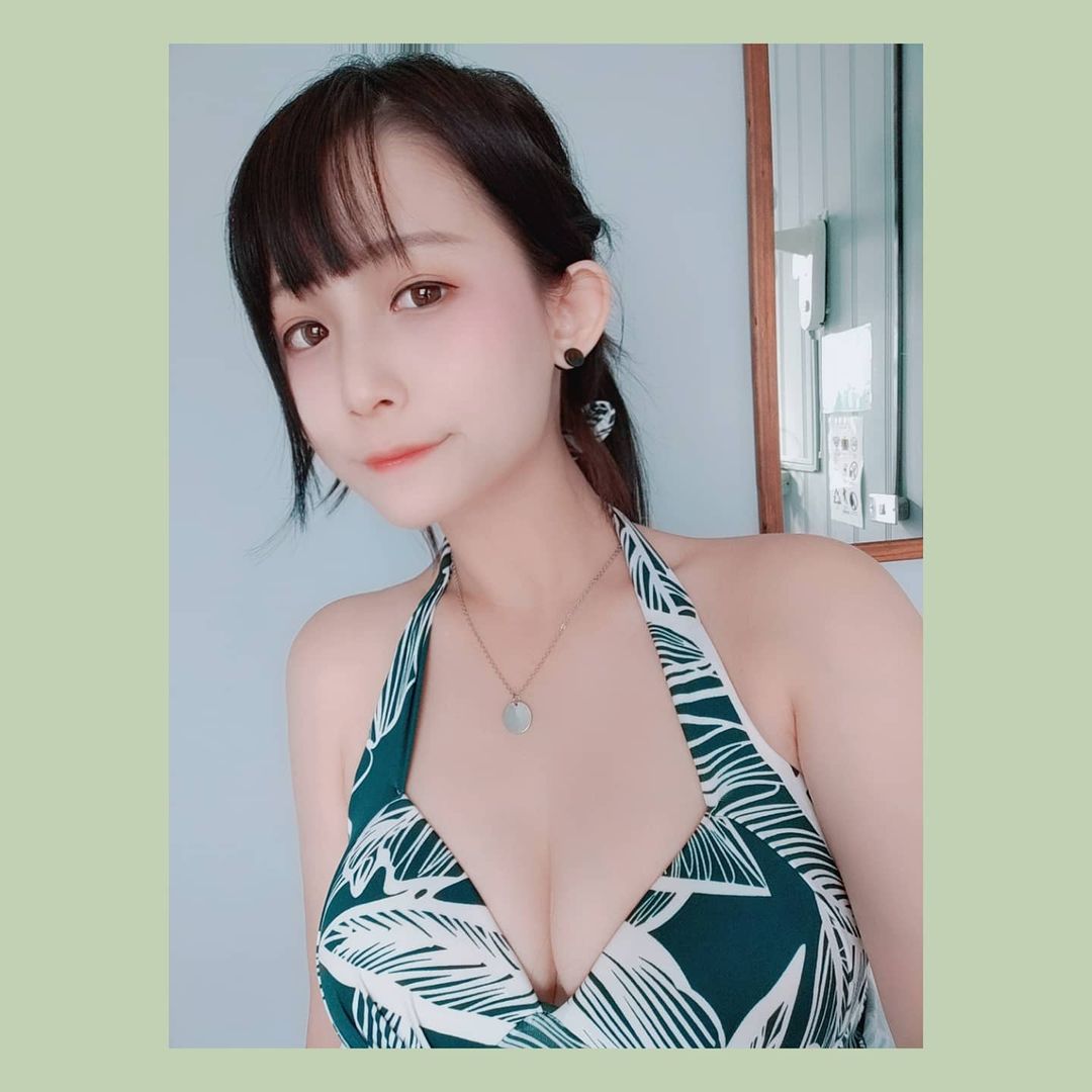 清甜正妹張璃深藏不露好厲害!甜度破錶的激萌笑容,銷魂「美胸美腿」真的好養眼啊-第1章-图片2
