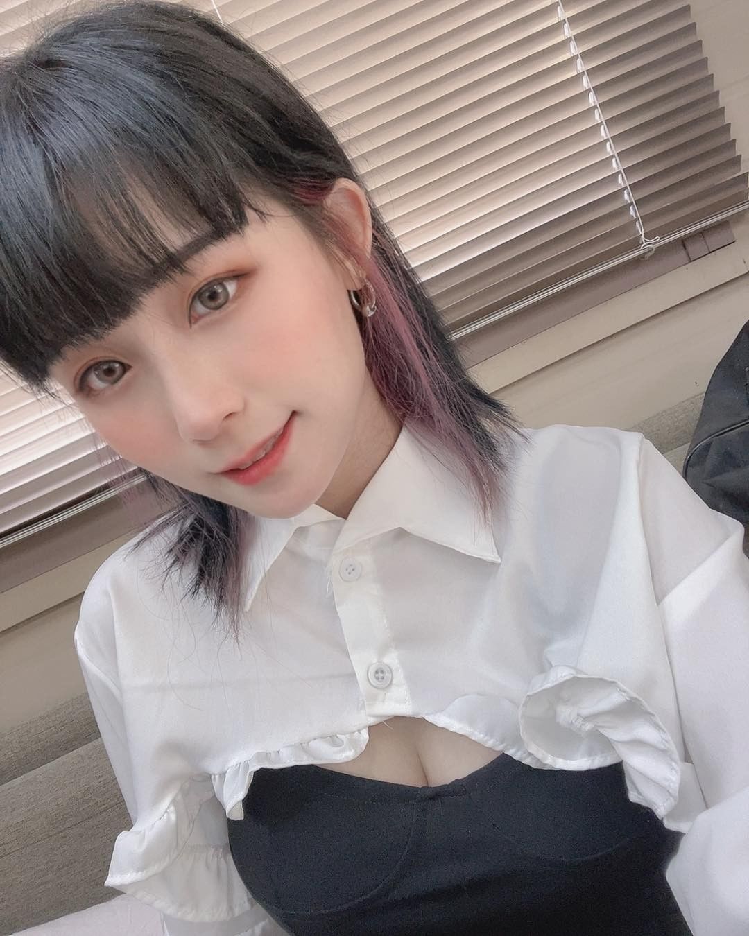 清甜正妹張璃深藏不露好厲害!甜度破錶的激萌笑容,銷魂「美胸美腿」真的好養眼啊-第1章-图片5