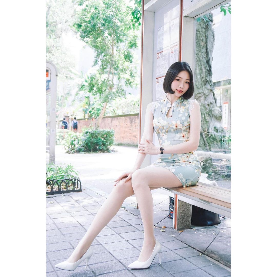 「77麻馬」前凸後翹S曲線完全看不出來是辣媽啊！長腿+黑絲襪組合超性感-第1章-图片7