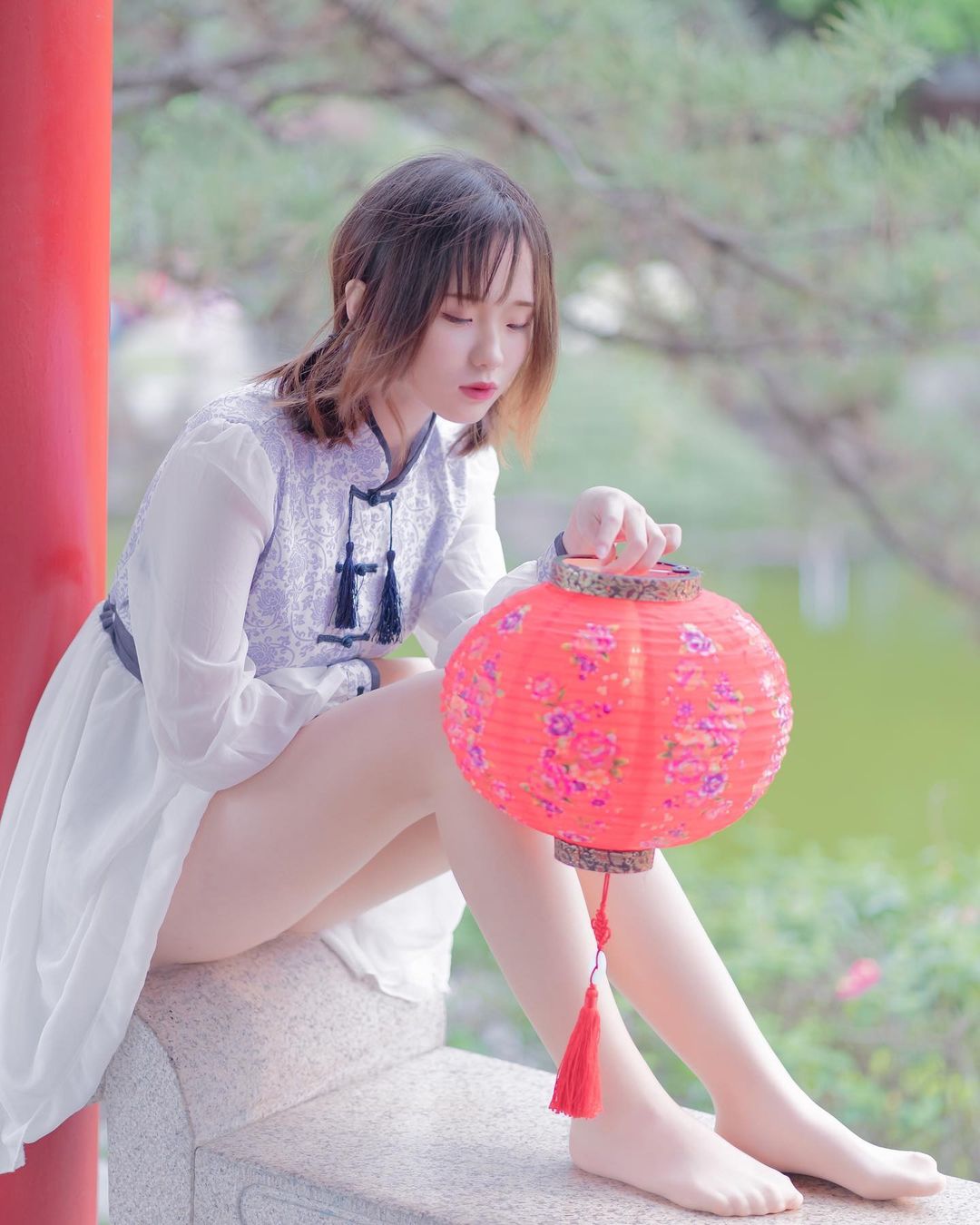 White Nuts Big Breasts Nuts Extreme Exterior is So Sweet! rounded curved curvature hot first appearance! thighs and legs are great!-第1章-图片2