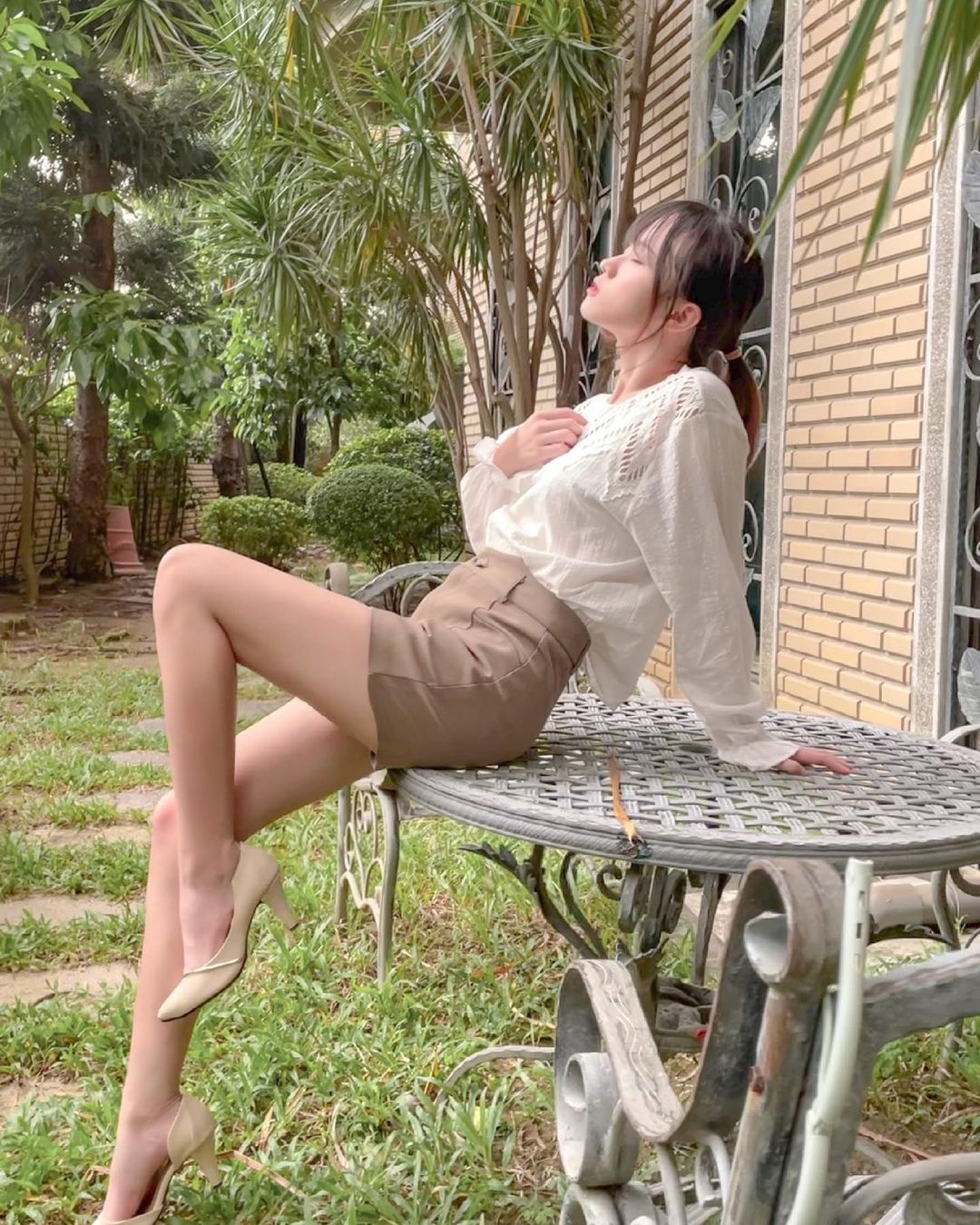 White Nuts Big Breasts Nuts Extreme Exterior is So Sweet! rounded curved curvature hot first appearance! thighs and legs are great!-第1章-图片7