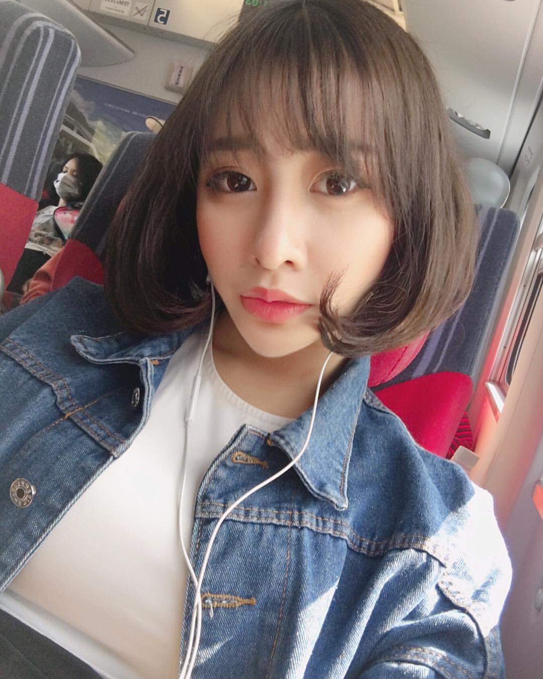 直播主妮妮渾圓巨乳溢出視覺畫面超級兇-第1章-图片7