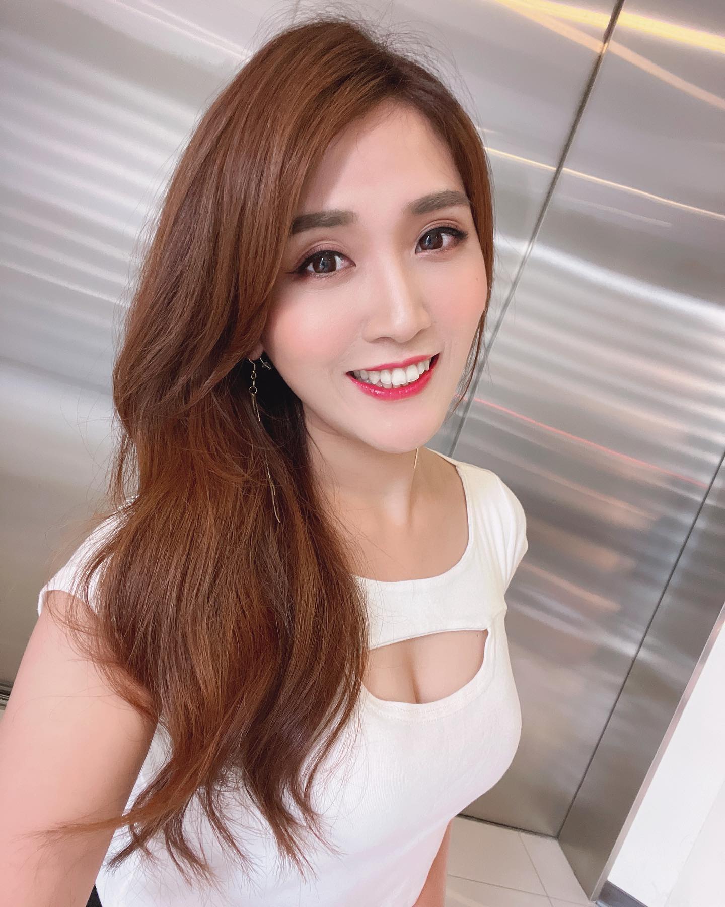 質感美女「Zera璇璇」乳香四溢，魅力笑容讓人好想戀愛，「火辣美腿」整個超誘人！-第1章-图片5