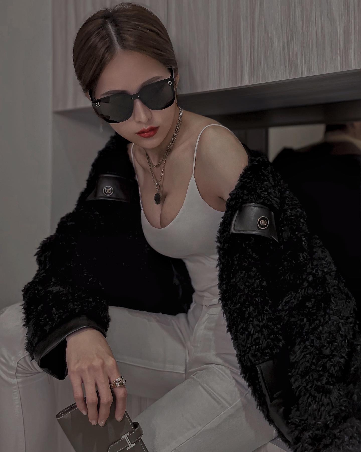 帥氣正妹「王笑笑」邪惡胸型直接溢出！極品身材還有火辣美腿，這顏值贏了啦！-第1章-图片9