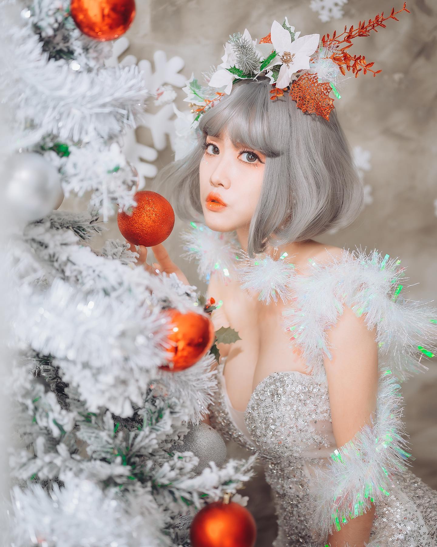 電眼正妹「Eyo咿呦」性感熟女味大噴發，酥胸一露就辣到噴血！讓人雙眼捨不得離開！　-第1章-图片5