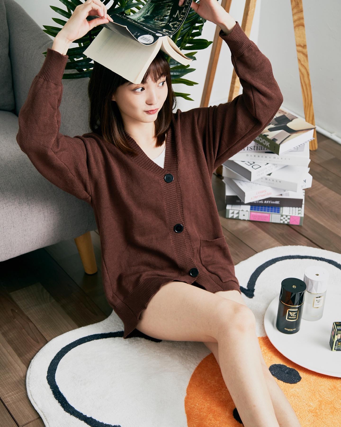 正妹「黃燕平」修長美腿是一大亮點啊！讓人看了都熱了！ 傲人腰身真的太犯規！-第1章-图片9