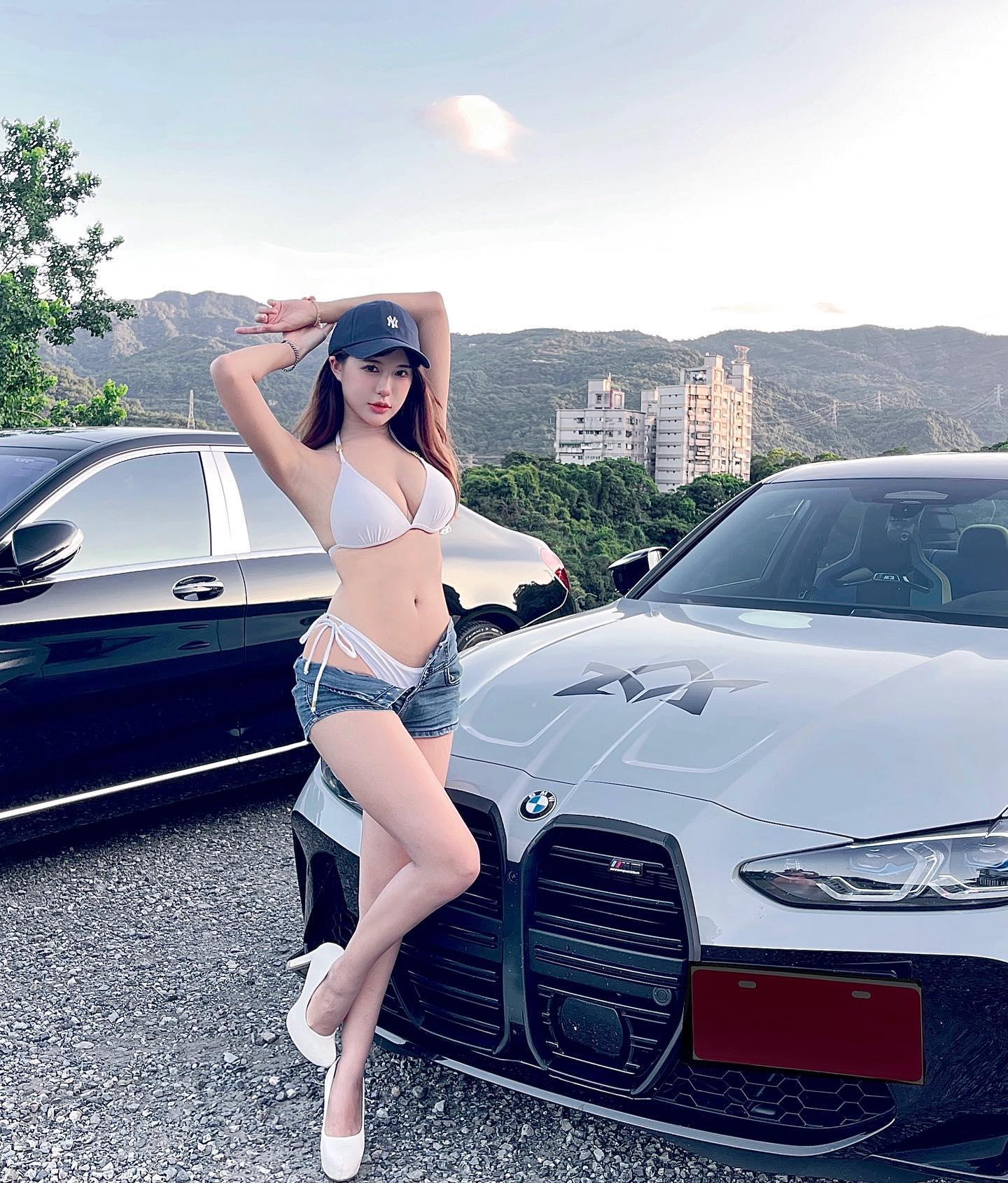 「智鈞君」包臀曲線超犯規，白嫩細腿好搶眼！極緻誘惑的「邪惡視角」真的好迷人-第1章-图片4